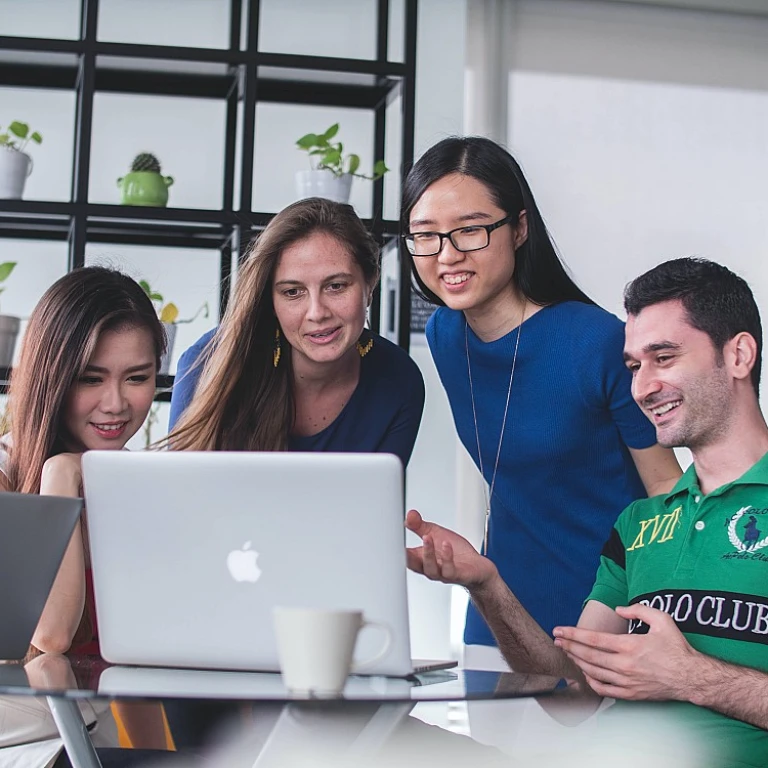 Optimiser l'animation des réseaux sociaux grâce à l'intelligence artificielle