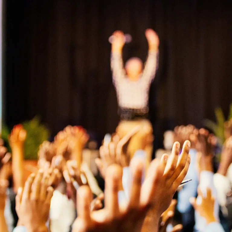 Opportunités en communication à Lille : l'alternance comme tremplin